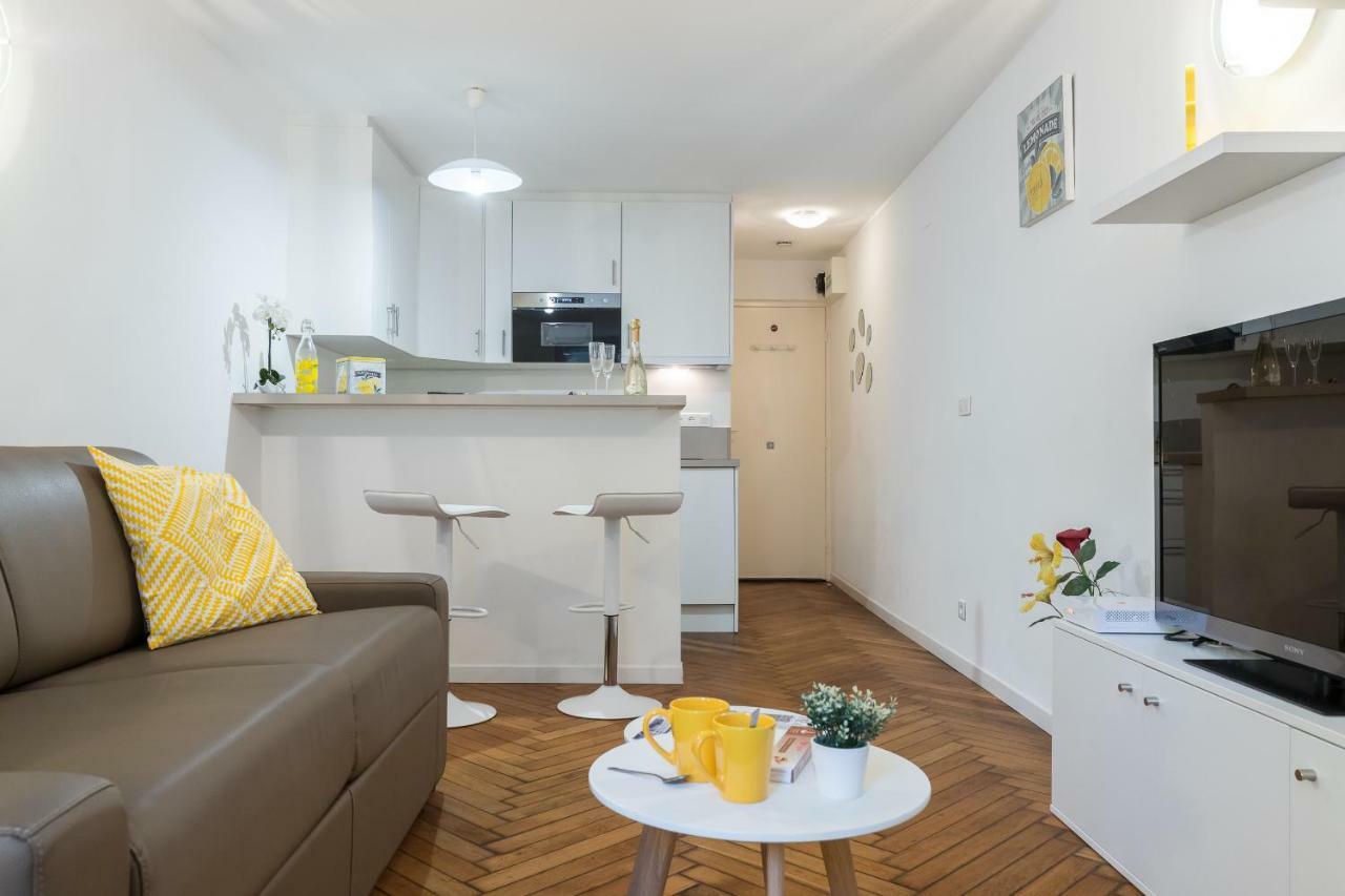 Cosy Malte Apartment Menton Exterior photo
